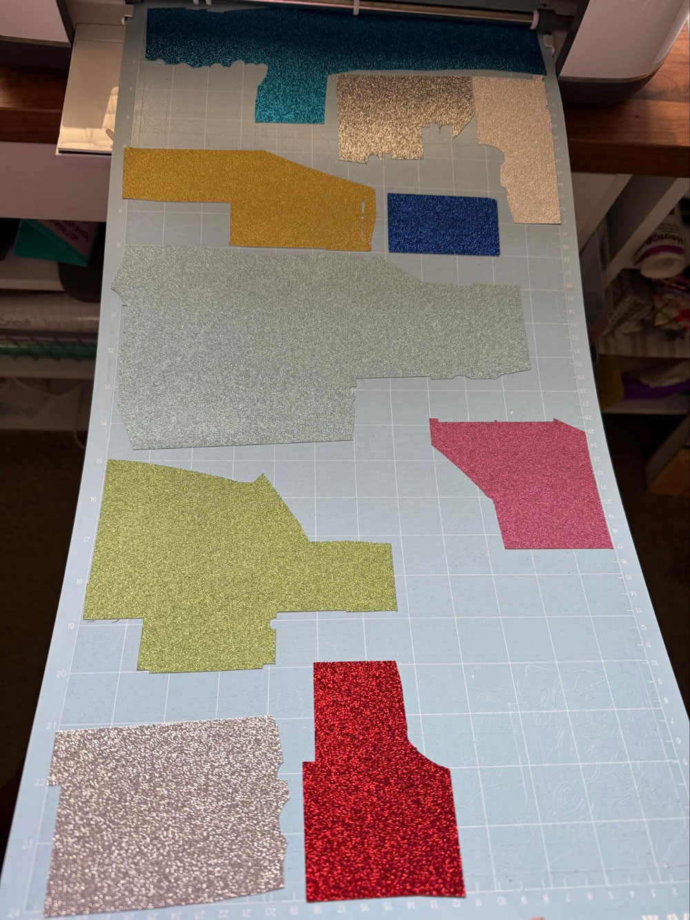 DIY Graduation Dance Decor 3 DIY Graduation Dance Decor