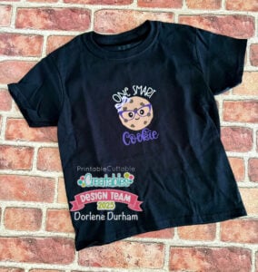 01-DIY-Smart-Cookie-T-Shirt