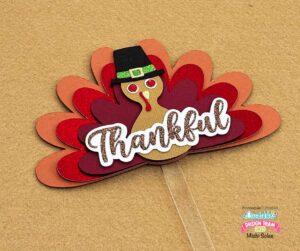 DIY Thanksgiving Turkey Cake Topper Cricut Craft Idea