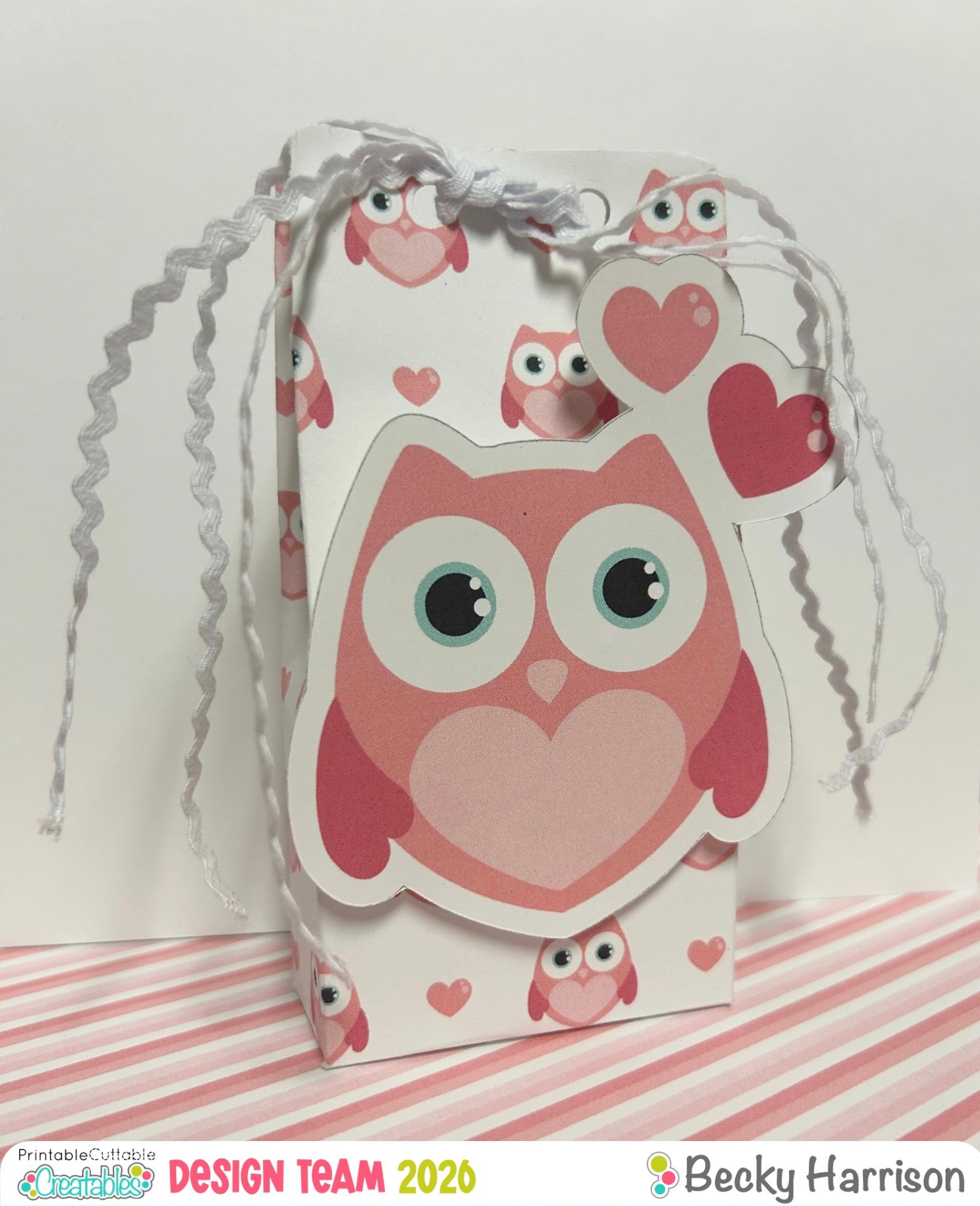 Home 38 Becky Jan 25 Valentine Owl Treat Holder