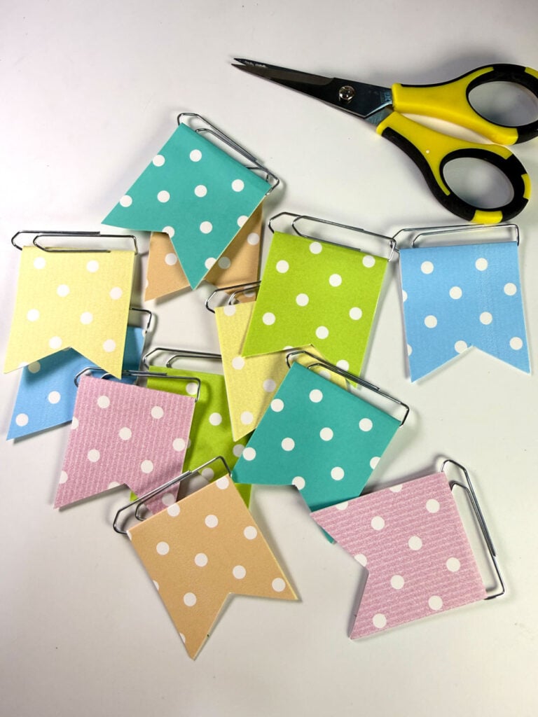 IMG 6158 Banner Paper Clip Bookmarks