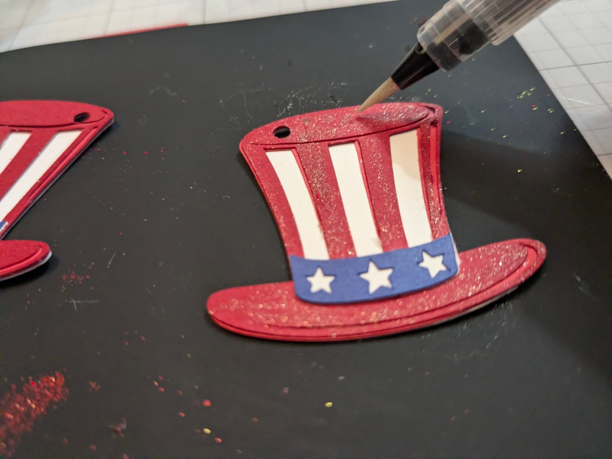 DIY Uncle Sam Hat Earrings 4 DIY Uncle Sam Hat Earrings
